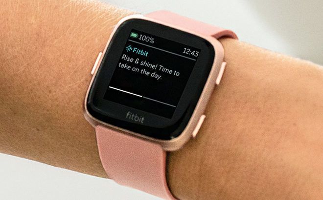 Fitbit Versa Smartwatch with Additional Band JUST $175 (Regularly $220) + FREE Shipping