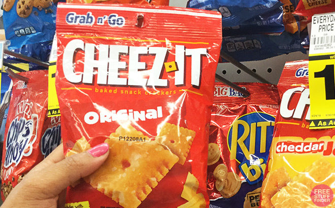 Amazon: Kellogg’s Cheez-It Crackers 36-Pack Only $6.18 + FREE Shipping (17¢ Per Pack!)