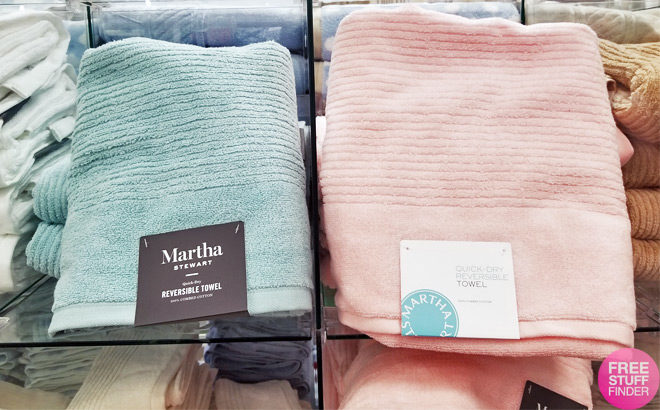 Martha Stewart Quick Dry Reversible Bath Towel for Just $3.99 (Regularly $16)