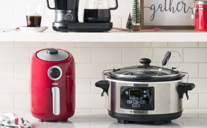 Small Kitchen Appliances Sale Up to 70% Off (Air Fryer, Blenders, Mixers) – Starting at $13!