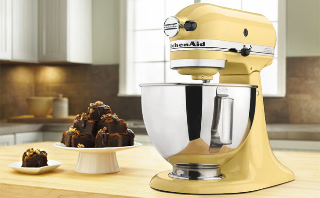 KitchenAid 4.5-Quart Tilt Head Stand Mixer Only $169.99 (Reg $420) + FREE Shipping