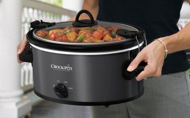 Crock-Pot Cook & Carry 5-Quart Slow Cooker ONLY $17.49 at Best Buy (Regularly $35)